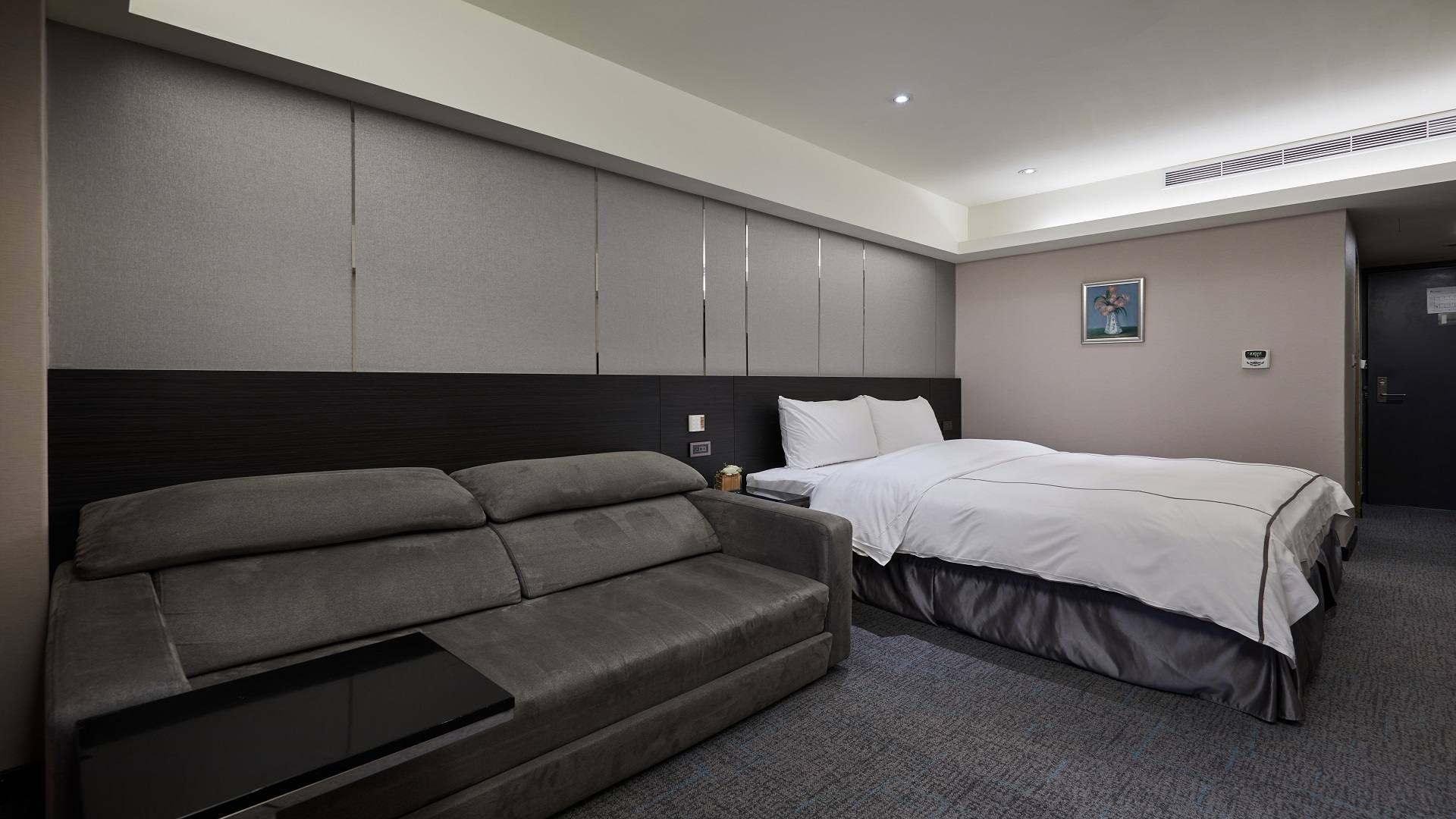 Executive Room3