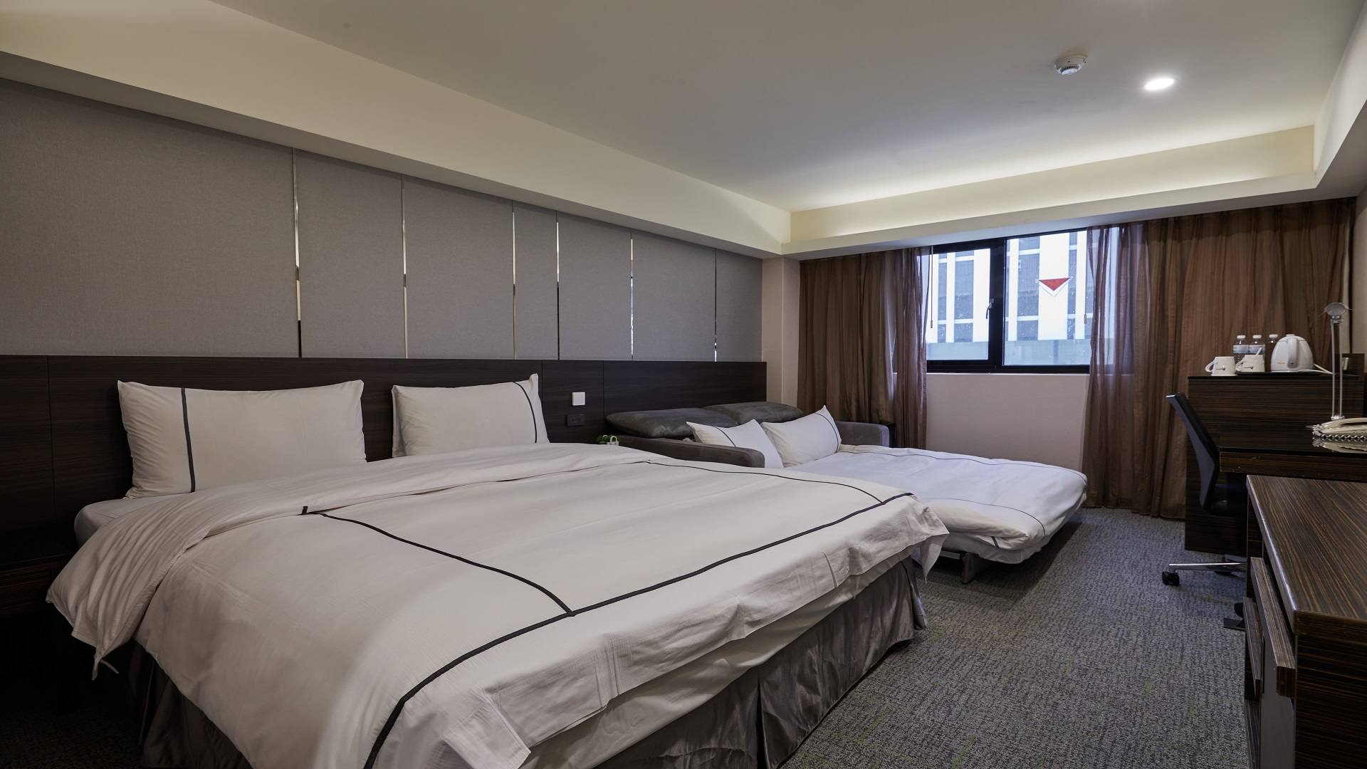Executive Room With Extra Bed1